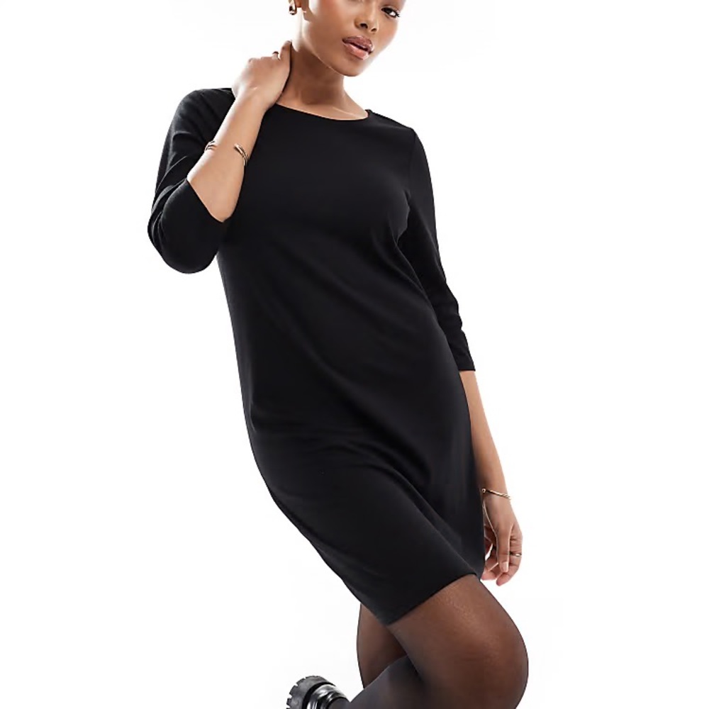 Hot Kiss Black Half Sleeve Boat Neck Mini Dress